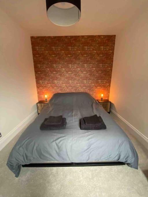 Апартаменты 1 Bed Flat With Parking Near Town Centre Эмсворт Экстерьер фото